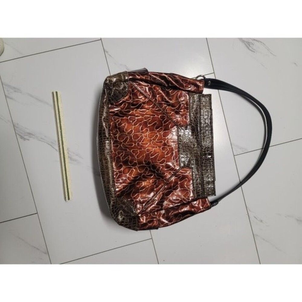 womens large pattened and worn miche drew purse - Picture 3 of 7